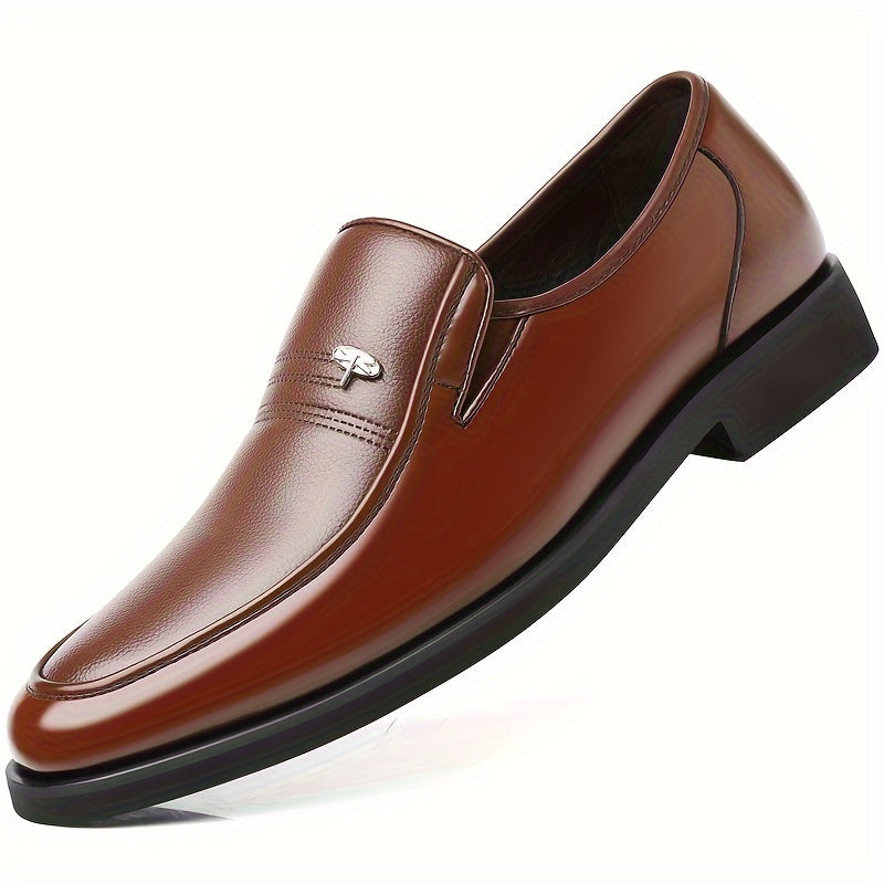 Ademende heren loafers in modern design; comfortabele slip-ons voor een stijlvolle, dagelijkse look.