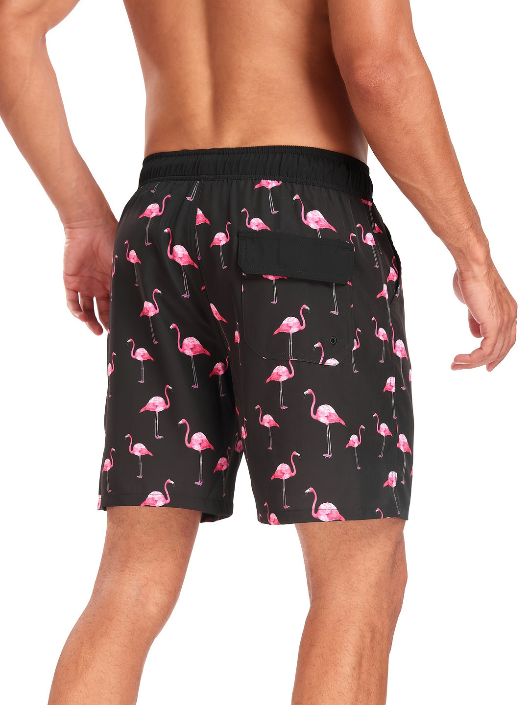 Sneldrogende heren zwemkleding met opvallende Hawaiian flamingo print. Comfortabel en trendy strandmode.