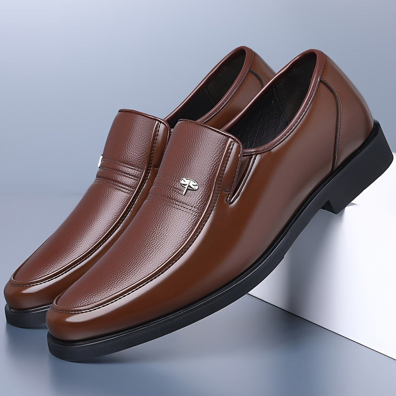 Heren loafers, klassiek zwart leer, ideaal voor comfort en stijl; perfect voor elke gelegenheid.