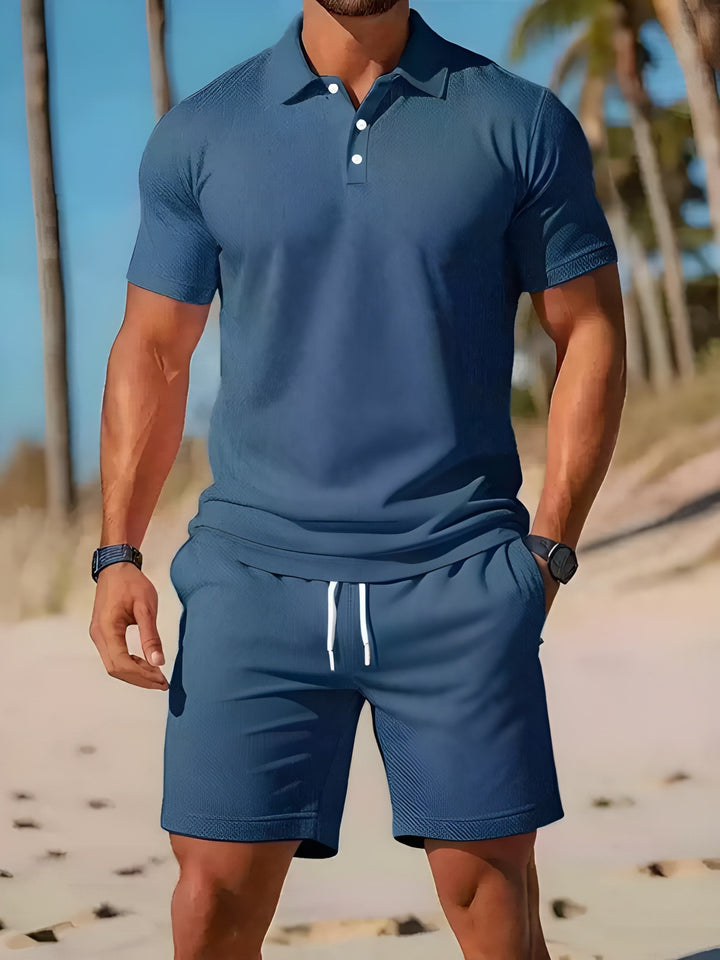 Moderne herenmode zomer sportset; lichtgewicht, ademend en perfect voor een actieve lifestyle.