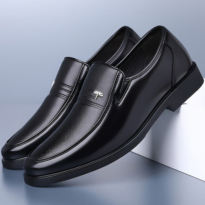 Stijlvolle heren instappers van suède, ademend en comfortabel voor een casual look. Veelzijdig.