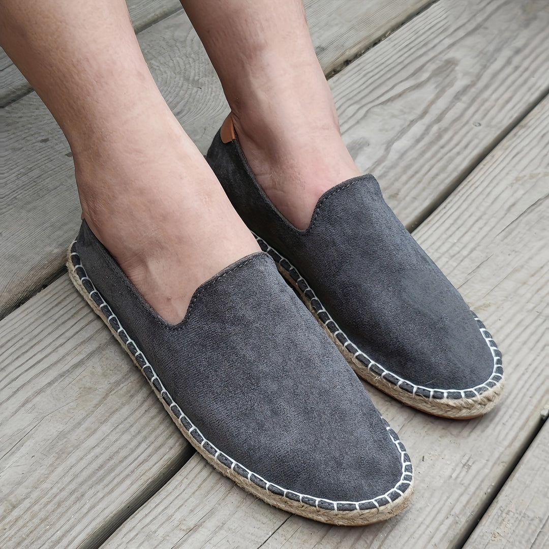 Handgemaakte heren loafers, ademend en slip-on stijl, perfect voor dagelijks comfort.