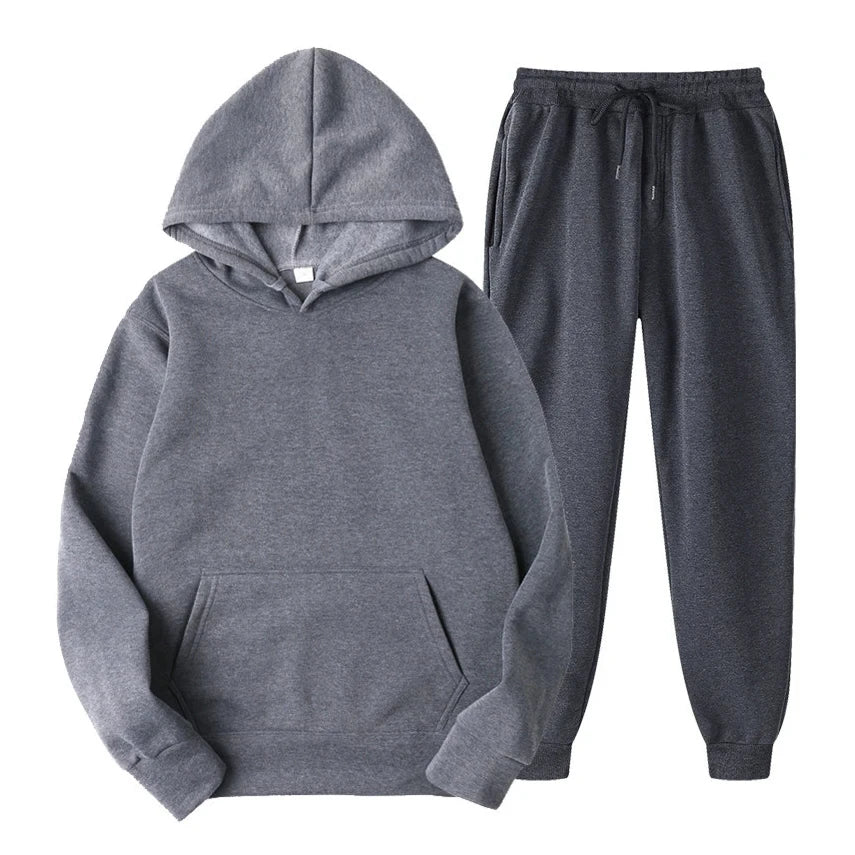 Stijlvolle heren jogging set in detail getoond voor optimaal draagcomfort