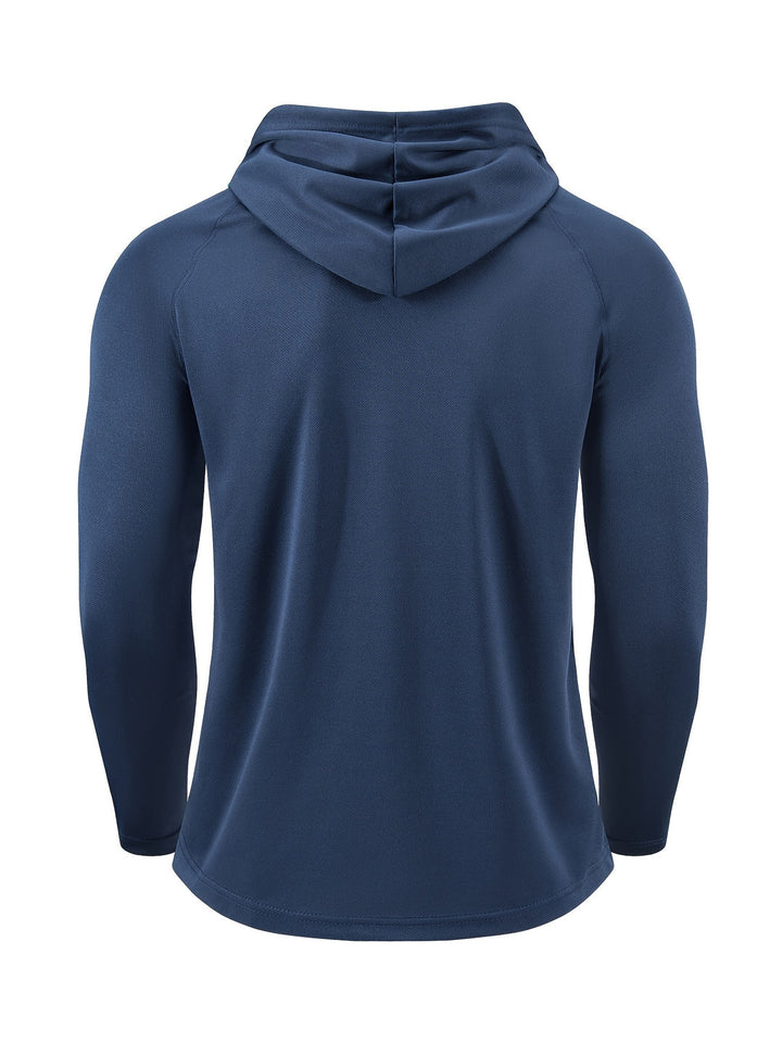 Close-up van de hoogwaardige afwerking en het lichte materiaal van de sneldrogende sport hoodies.