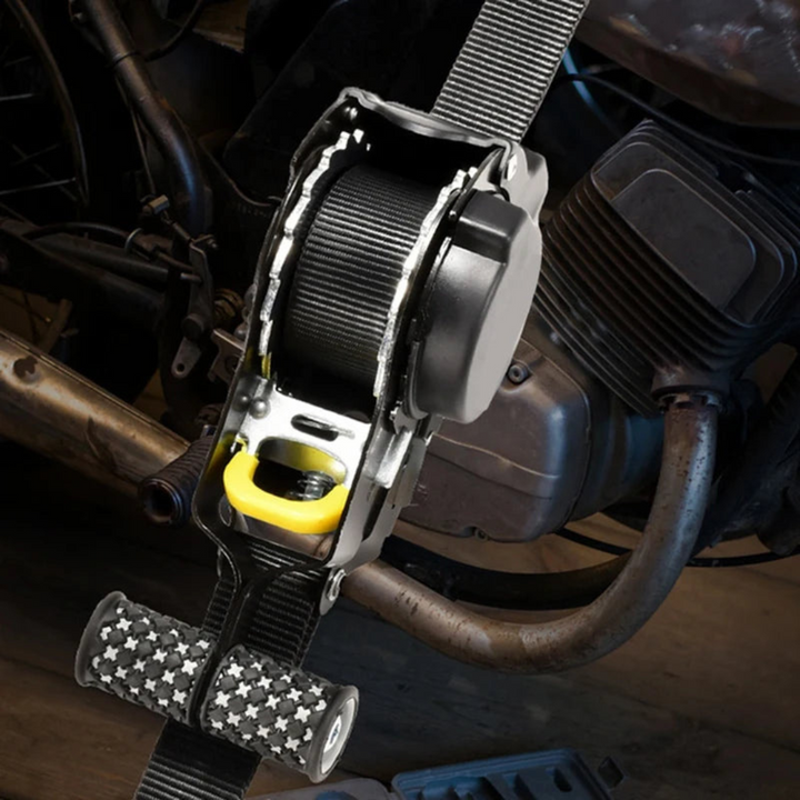 Stevige GearStrap oprolband voor bagage en outdoor uitrusting. Ideaal voor kamperen en transport.