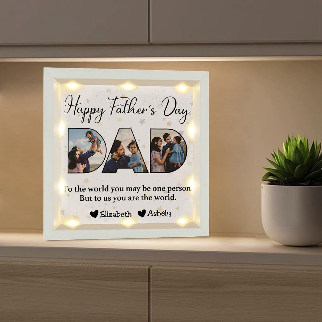 Elegante MDF fotolijst met ingebouwde LED-verlichting, een persoonlijk cadeau voor Vaderdag.