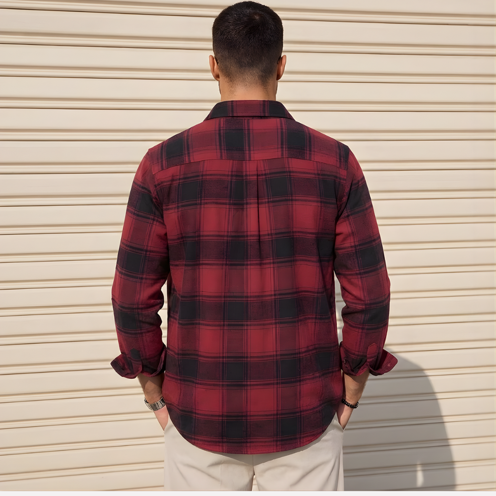 Modieus plaid heren overhemd met lange mouwen. Comfortabel en veelzijdig voor herfst & lente outfits.