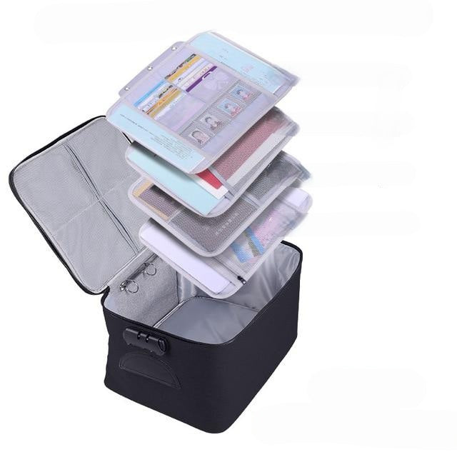 Set van de waterdichte documentopslagdoos en de gratis multi-layer reisorganizer, essentieel voor reizen.