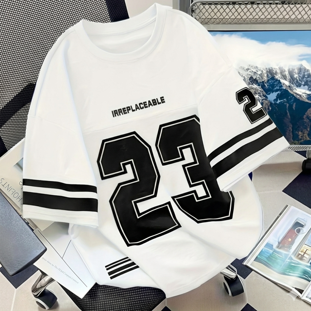 Comfortabel gestreept mannen t-shirt met opvallende letterprint, ideaal voor dagelijkse casual lente- en zomermode.