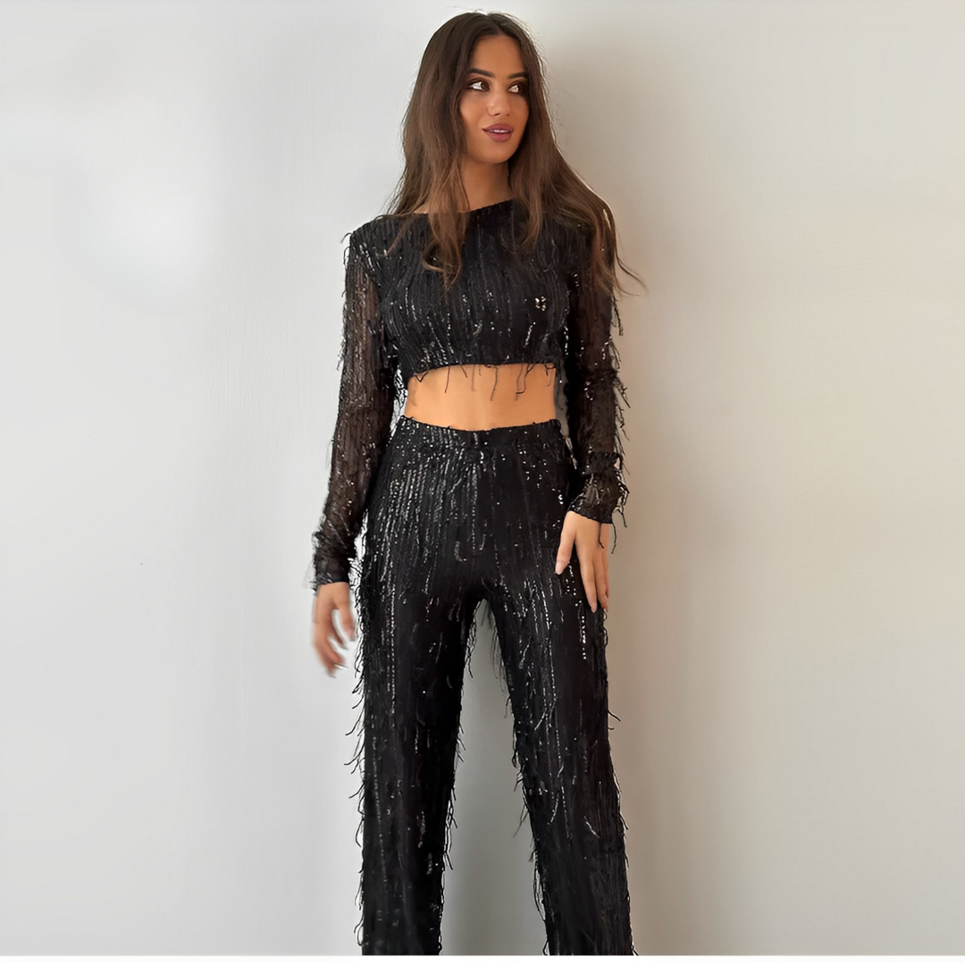 Chique dames tweedelige pailletten set, een complete glamour outfit voor speciale gelegenheden en avondmode. Damesmode.