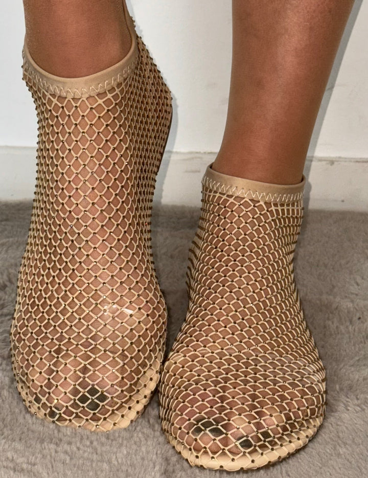 Stijlvolle glanzende dames ballerina's. Deze comfortabele zwarte flats met antislipzool zijn perfect voor elke dag.