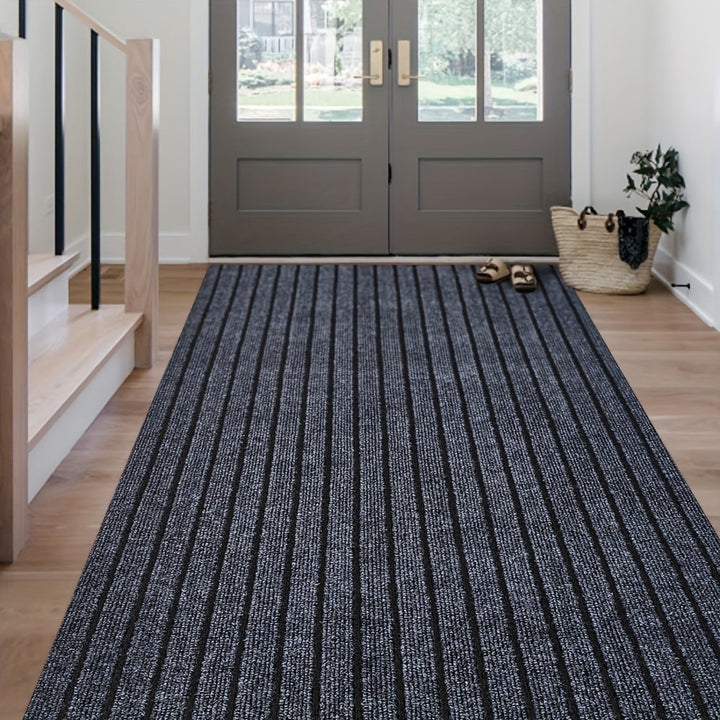 Gestreepte GripLuxe loper, antislip en wasbaar tapijt voor veilige doorgang, geschikt binnen & buiten.
