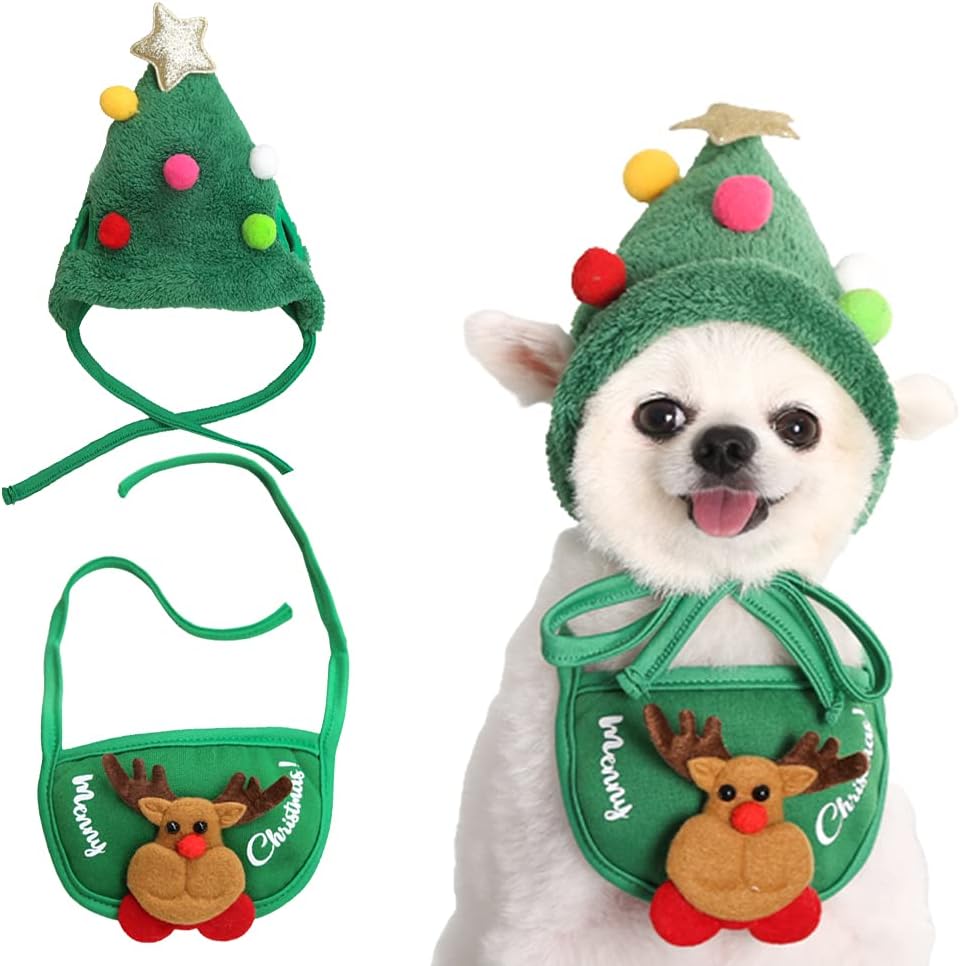 Schattige hondenmuts/kattenmuts voor kerst. Feestelijke groene kerstmuts met witte rand voor huisdieren.