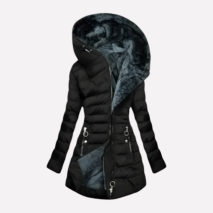 Zwarte dames winterjas met capuchon en rits. Comfortabele, modieuze jas voor koude dagen en casual gebruik.