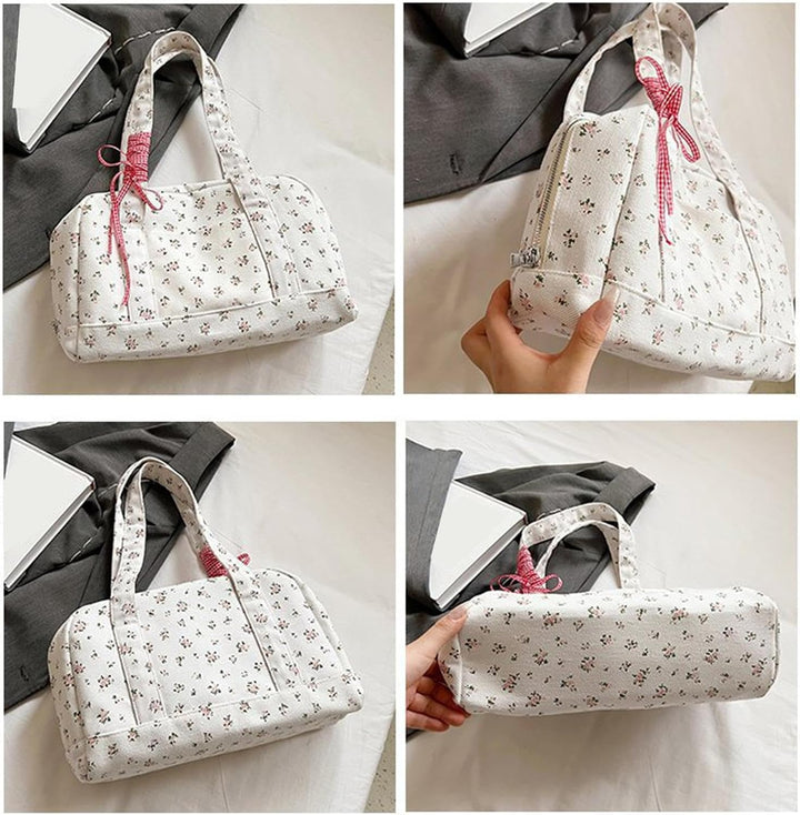 Canvas duffeltas met lint voor dames, toont royale opslagcapaciteit, ideaal voor reizen.