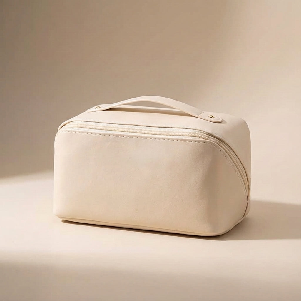 Ruime vierkante make-up tas met meerdere vakken voor cosmetica organisatie en reizen.