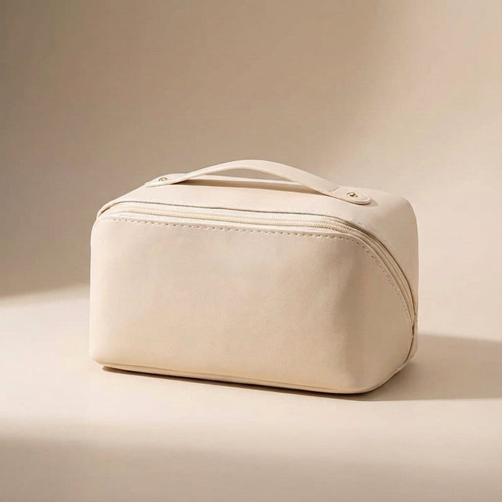 Ruime vierkante make-up tas met meerdere vakken voor cosmetica organisatie en reizen.