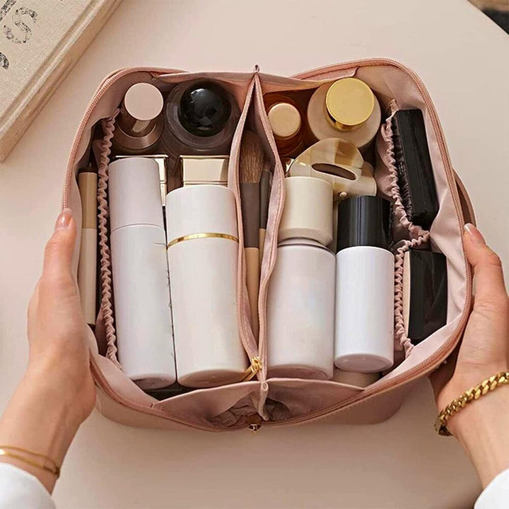 Luxe cosmetica tas, groot vierkant model, voor veilig opbergen van make-up en beautyproducten.