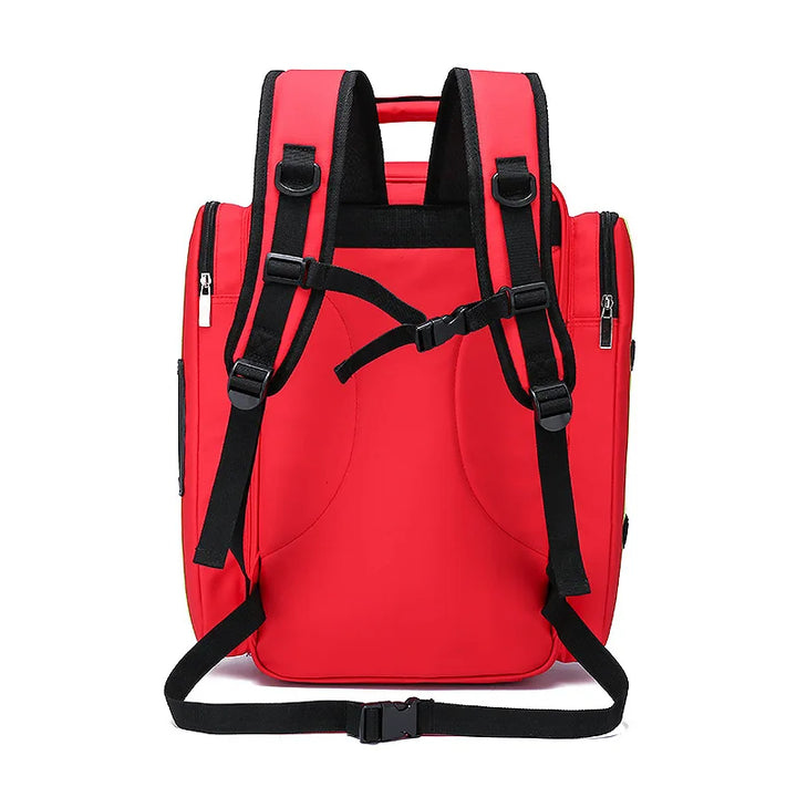 Ruime waterdichte outdoor survival rugzak, gevuld met essentiële EHBO-benodigdheden voor alle noodsituaties.