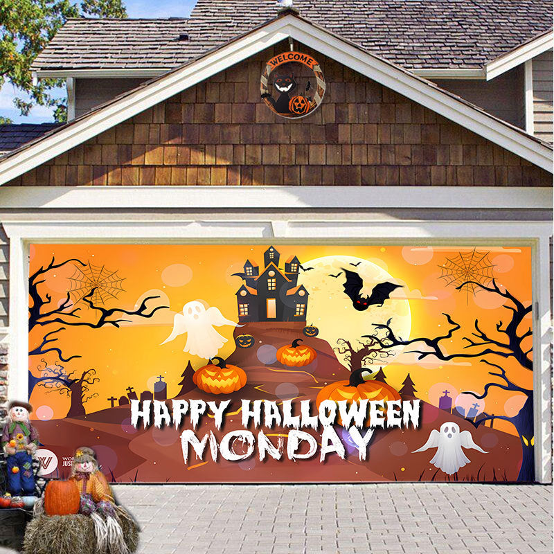 Ideale feestdecoratie: garagedeurdecoratie voor Halloween met enge pompoenen en spoken.