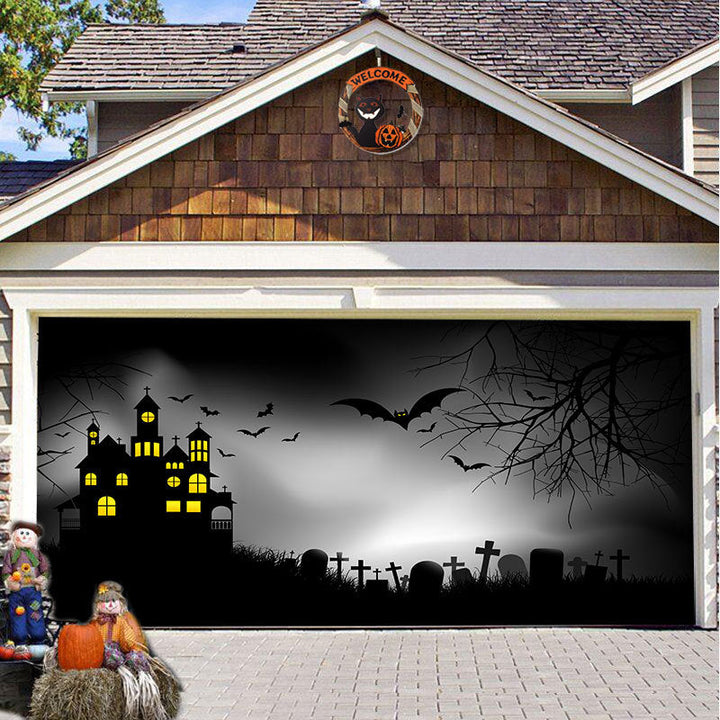 Eenvoudig aan te brengen Halloween garagedeurdoek met een heksen en bezem motief.