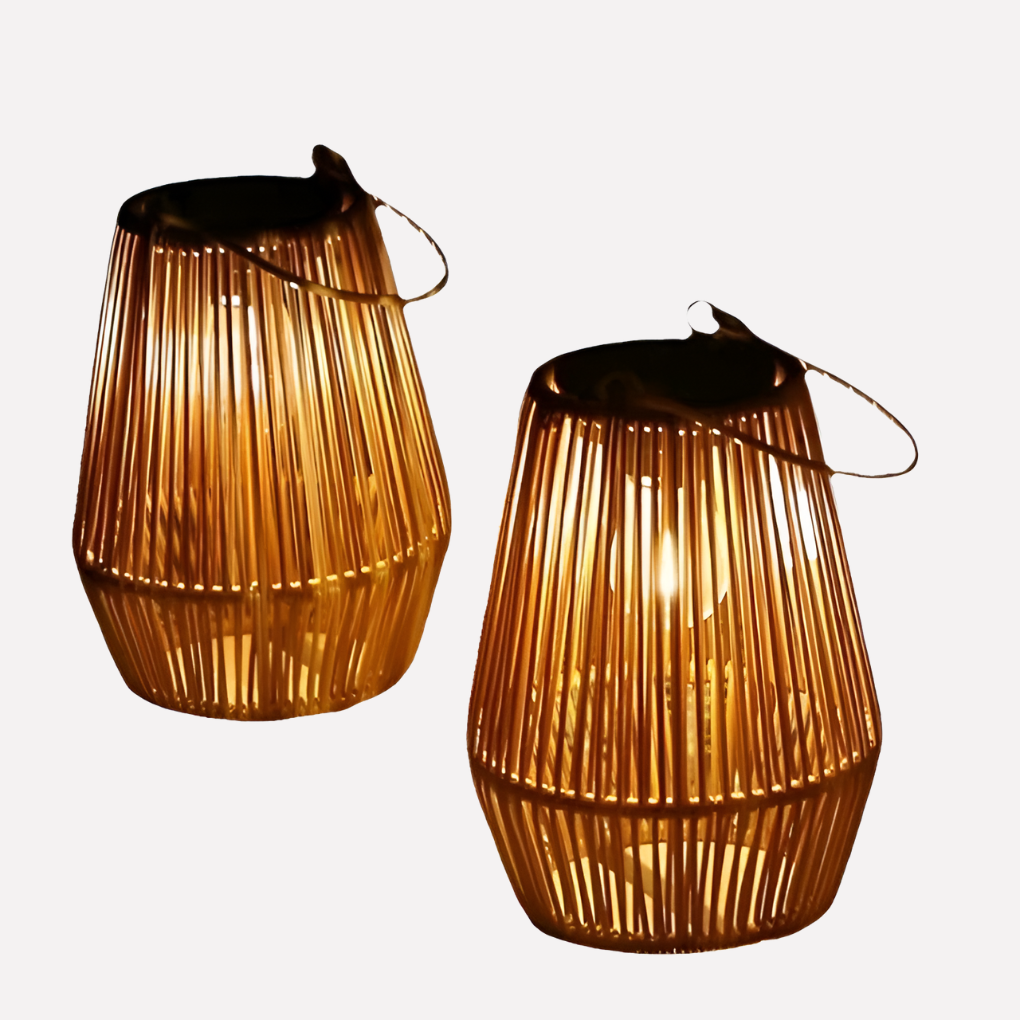 Hangende solar lantaarn voor buiten, geweven look. Ideale sfeerverlichting voor tuin, terras en balkon. Draadloze energiezuinige tuinlamp.