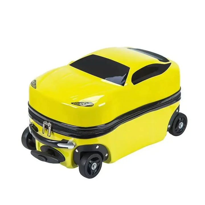 Stoere kinderkoffer met levendig rood auto design, ideaal als speelgoedkoffer.