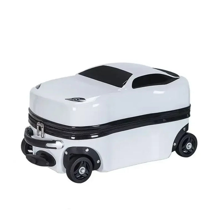 Leuke kinderkoffer met sportief autodesign, speciaal voor jonge reizigers.