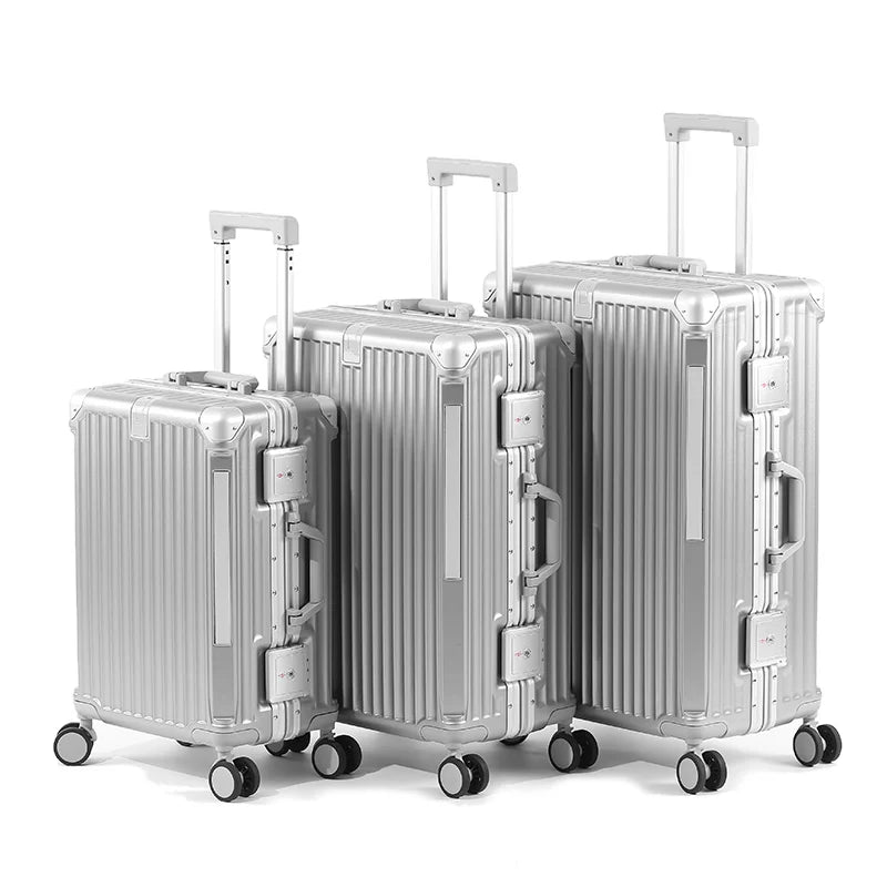 Duurzame hartschalenkoffer met aluminium frame, ideaal voor zowel handbagage als ruimbagage.