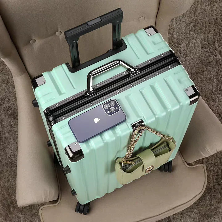Veilige en stijlvolle hardshell koffer Vilnius met sterk aluminium frame en handig cijferslot.