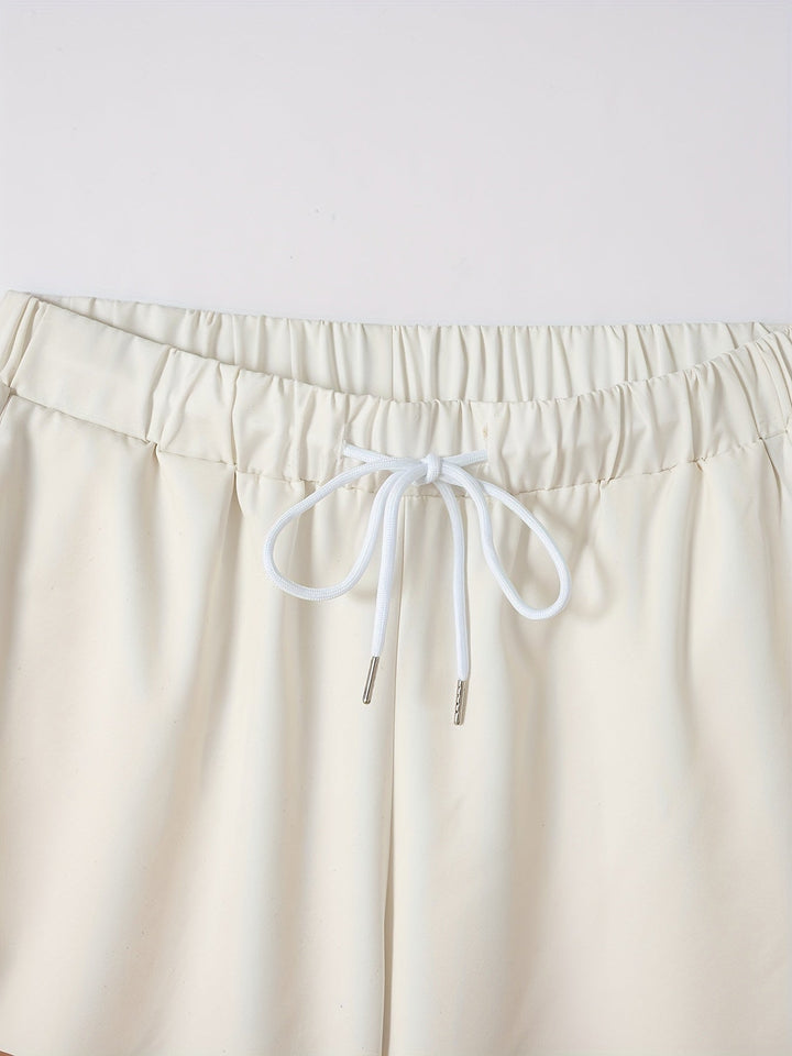 Mateo heren tweedelige set: gestreept kortemouwshirt en shorts in beige. Ideaal voor zomer comfort en strand.
