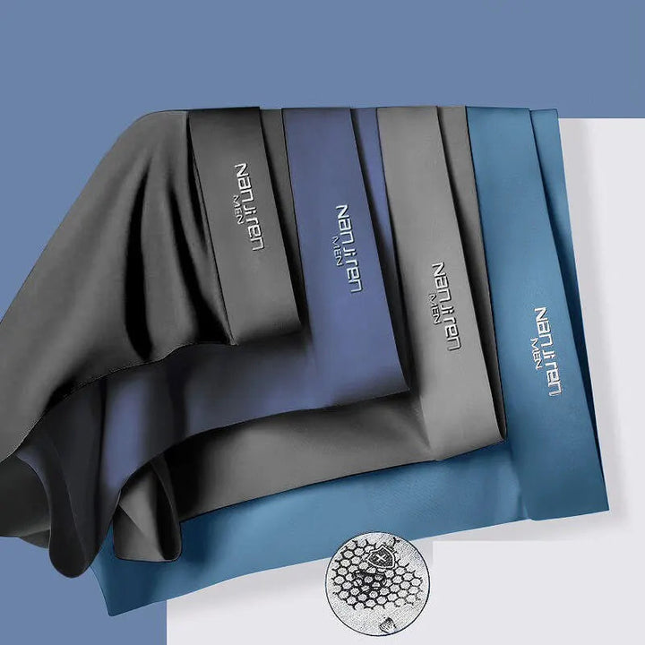 Frisse heren boxershorts van zachte Ice Silk stof. Ademend ondergoed set met elastiek voor comfort en bewegingsvrijheid.