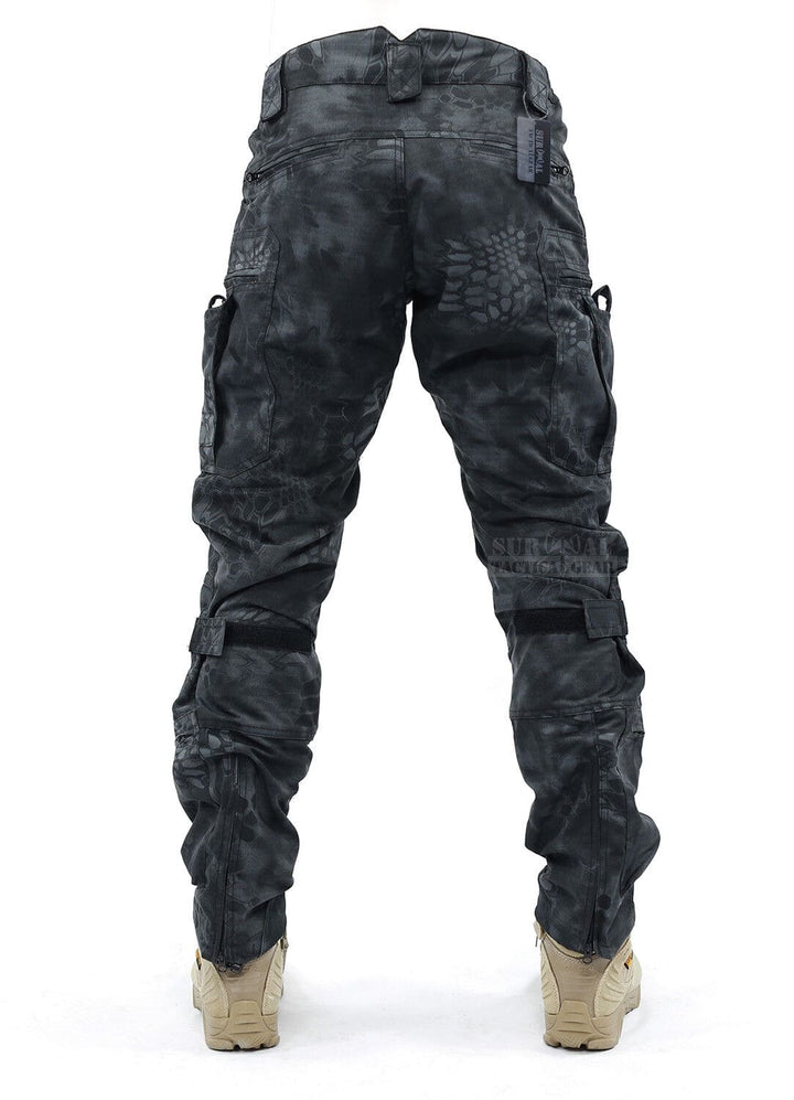 Detailbeeld van de duurzame kniebescherming op deze tactische heren werkbroek, voor extra comfort en veiligheid.