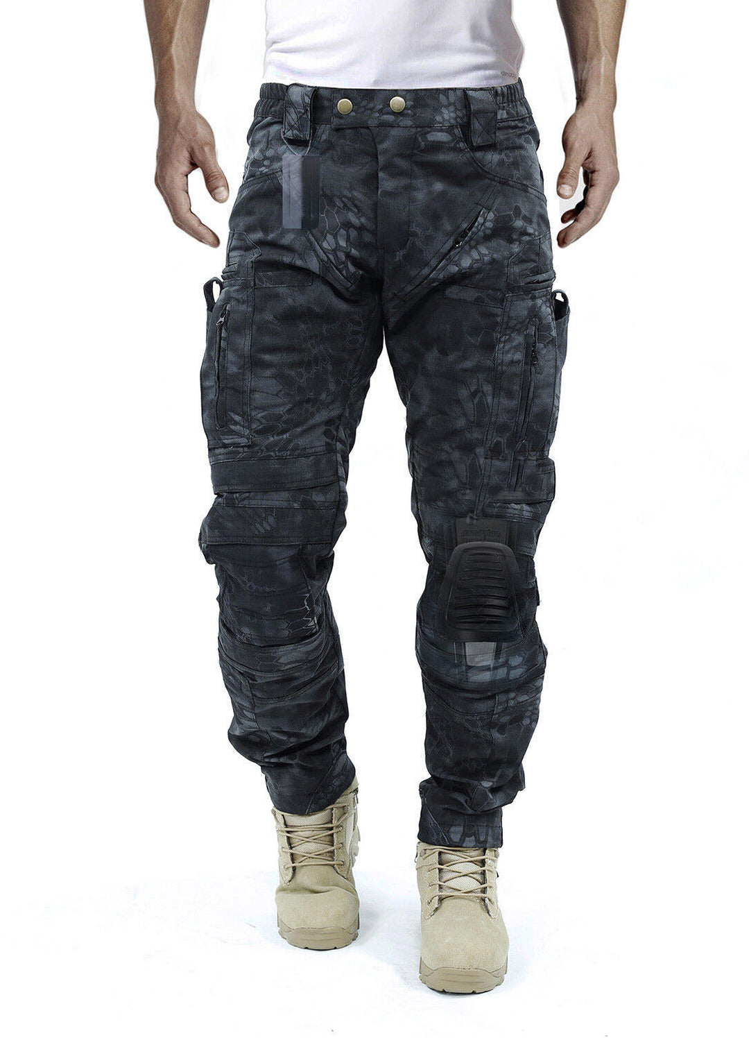 Close-up van de stof van de heren cargo broek, duurzaam materiaal voor comfort en lange levensduur.