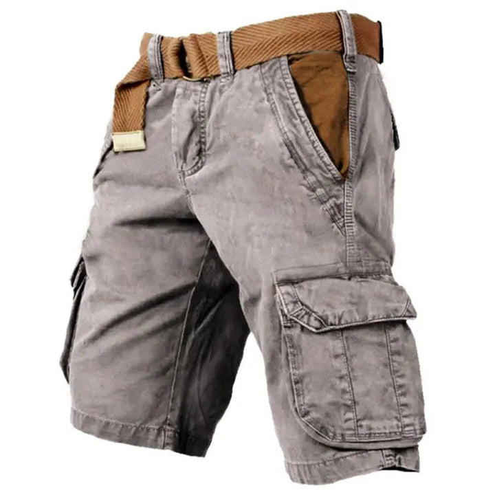 Praktische heren cargo shorts met meerdere zakken en verstelbare riem, ideaal voor outdoor avonturen.