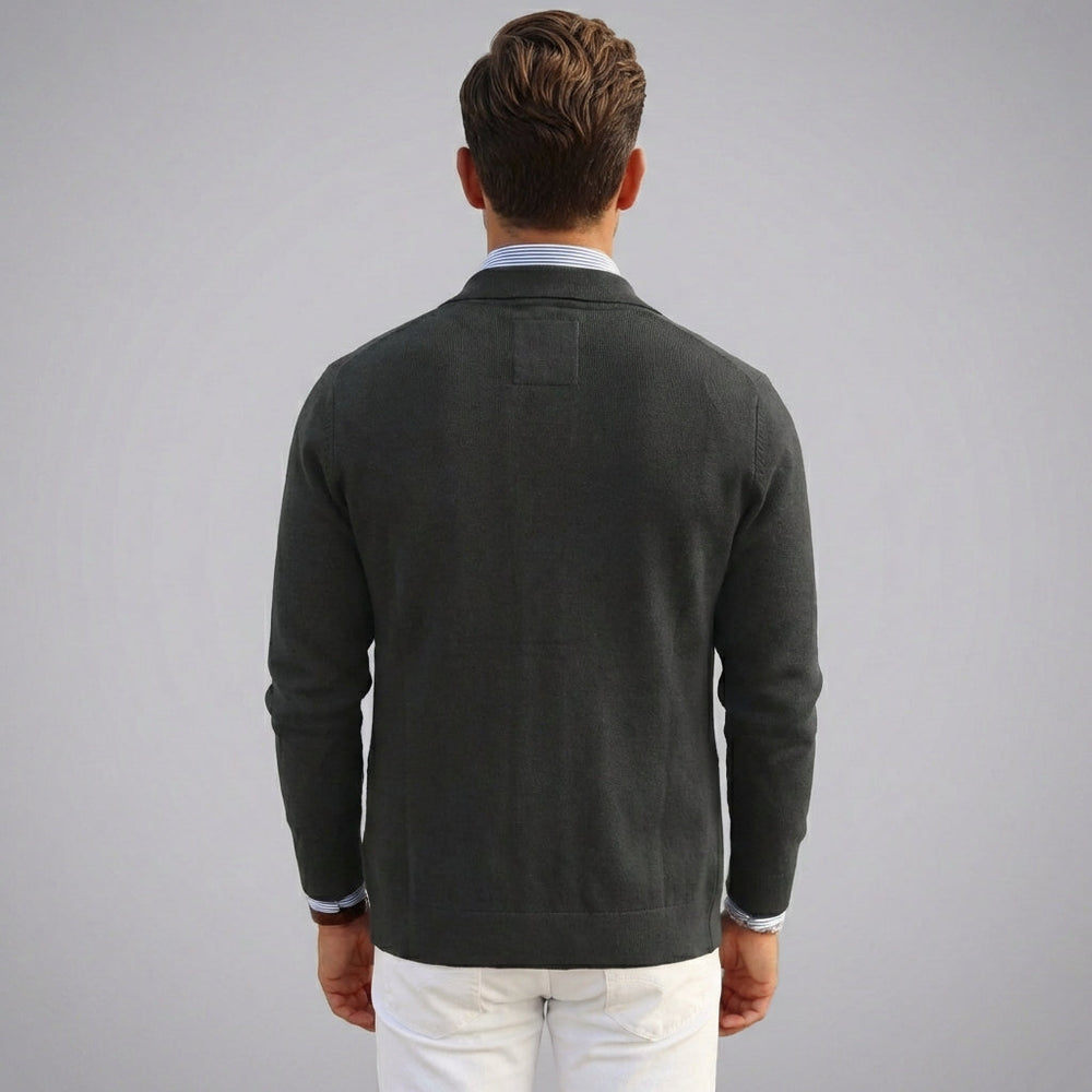 Stijlvolle heren blazer met knoopsluiting en praktische klepzakken. Veelzijdig voor elke man.