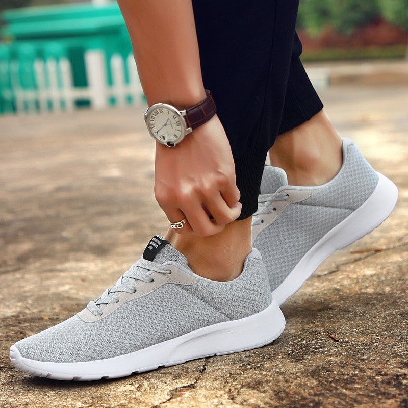 Heren casual herfstschoenen in grijs, perfect voor dagelijks comfort en stijl.