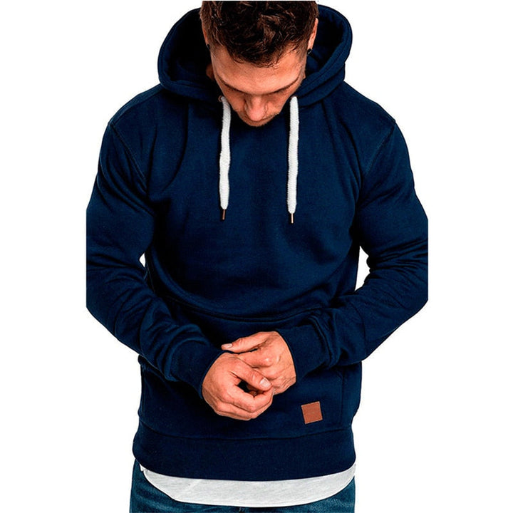 Zachte herenhoodie met buidelzak en trekkoord, een veelzijdig sweatshirt voor elke dag.