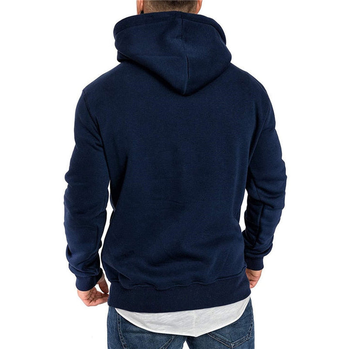 Moderne herenhoodie met buidelzak en trekkoord, essentieel item voor herenkleding.