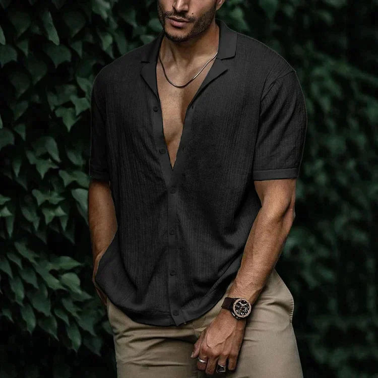 Ontspannen pasvorm heren overhemd, korte mouwen, camp collar. Ideaal voor een relaxte, stijlvolle look.