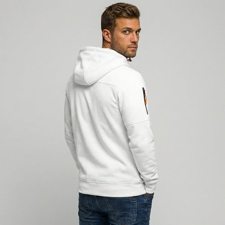 Zachte heren hoodie van duurzaam polyester-katoen, comfortabel met capuchon voor elke dag.