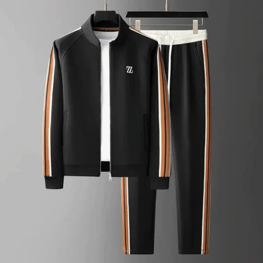 Modern heren trainingspak voor sportieve activiteiten en relaxmomenten. Dit casual joggingpak biedt ultiem comfort.