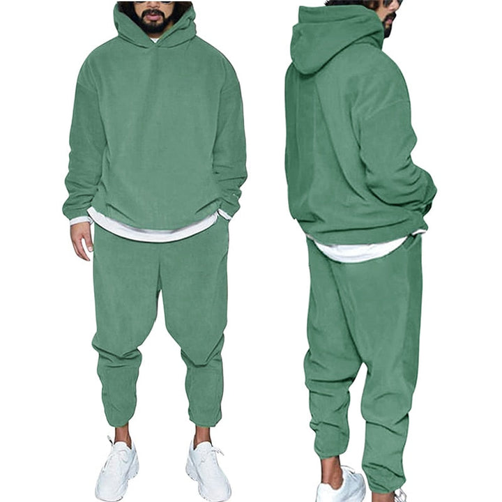 Heren comfortabele jogger sportkledingset, casual stijlvolle outfit voor mannen.