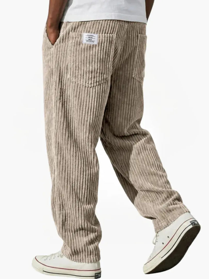 Zachte heren corduroy broek, loose fit, elastische tailleband met trekkoord, perfect voor dagelijks comfort.