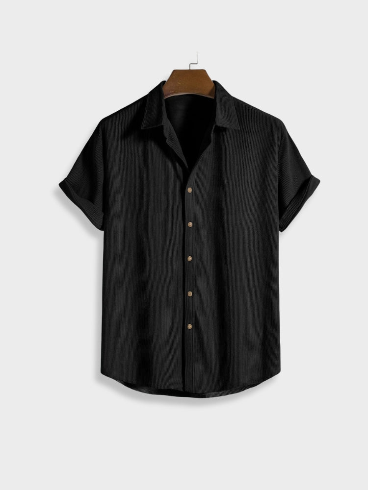 Achteraanzicht heren corduroy zomerset Sven, relaxte fit overhemd en broek voor comfortabele zomerkleding.