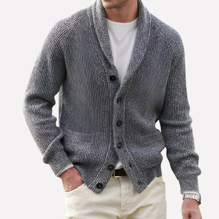 Stijlvolle heren gebreide cardigan met sjaalkraag. Comfortabele herenmode met handige zakken en een veelzijdige look.