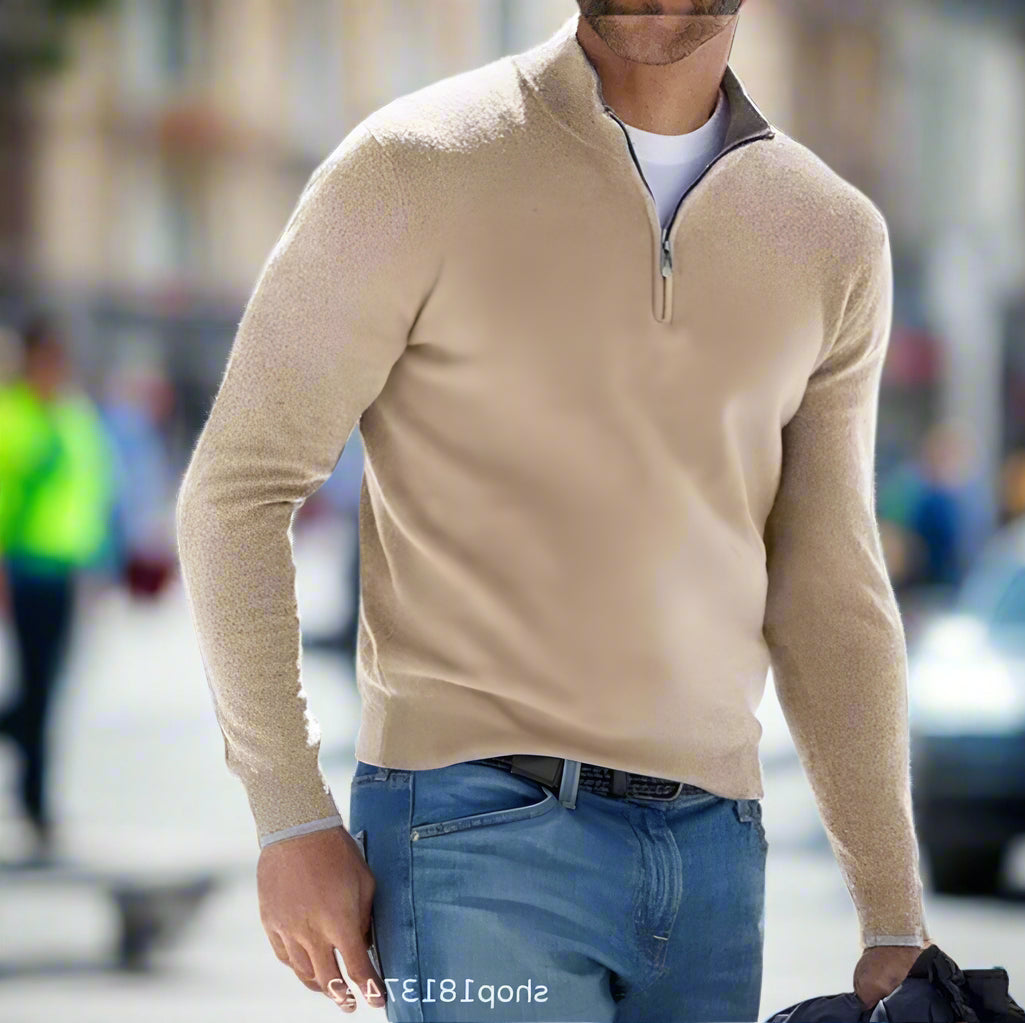 Duurzame polyester herentrui, gebreid met praktische kwartrits, biedt comfort en stijl als bovenkleding.