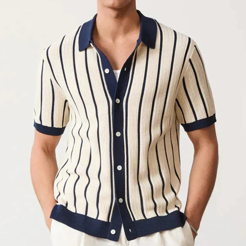 Casual gestreept herenoverhemd met knoopsluiting, lange mouw. Trendy en ademend voor een modieuze zomerstijl.