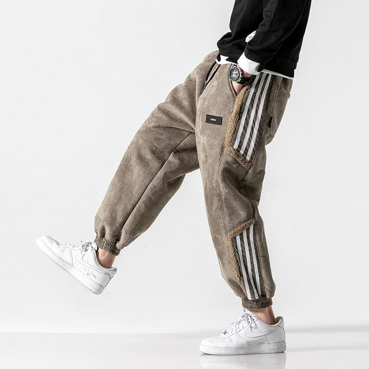 Heren gestreepte joggingbroek met comfortabele boorden, ideaal voor casual vrijetijdskleding en herenmode.