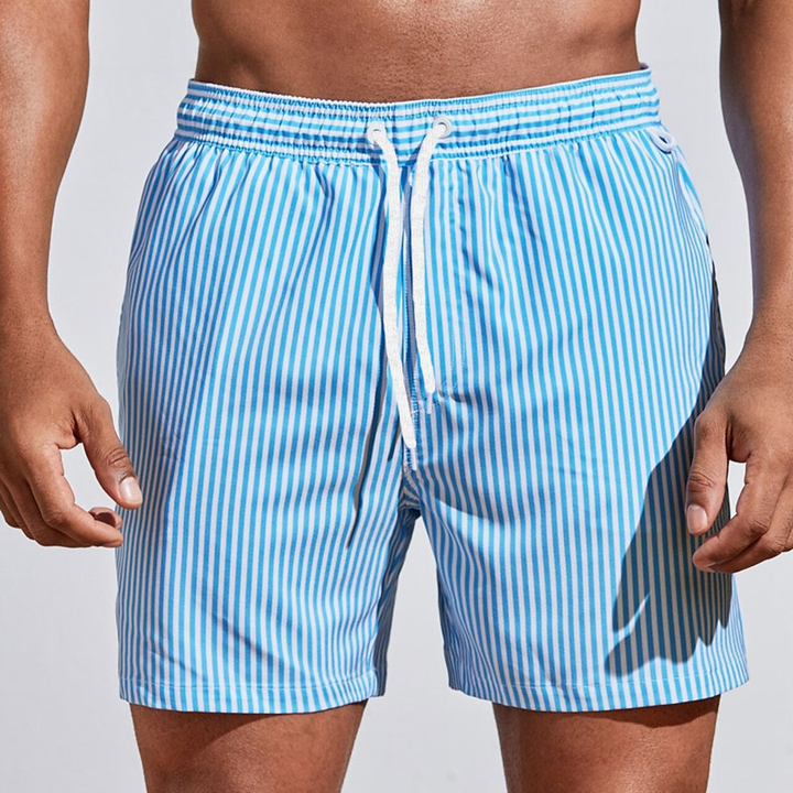 Comfortabele heren shorts: gestreepte zwemshort met trekkoord, essentieel voor strand en zwembad.